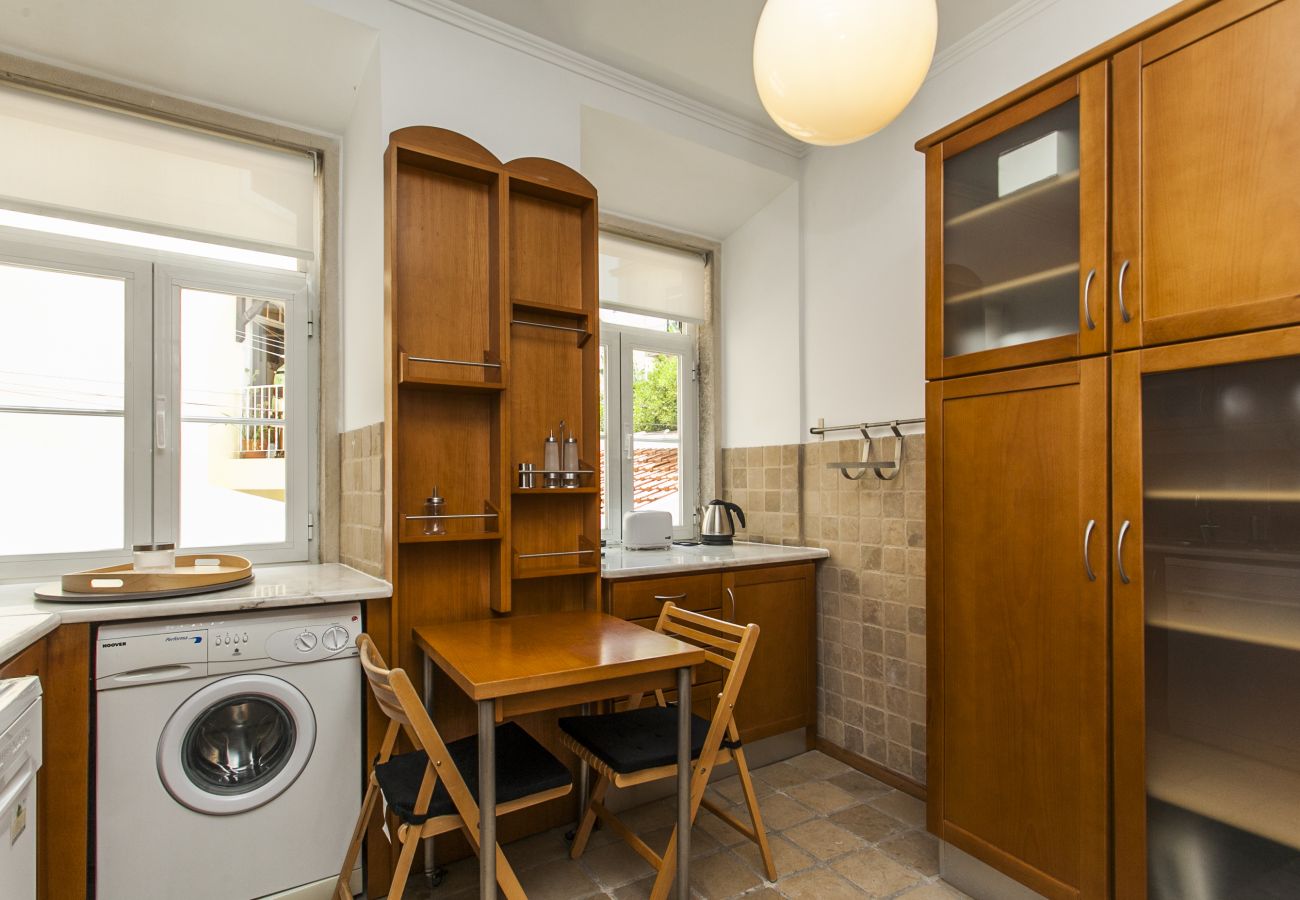 Apartment in Lisbon - Praca das Flores