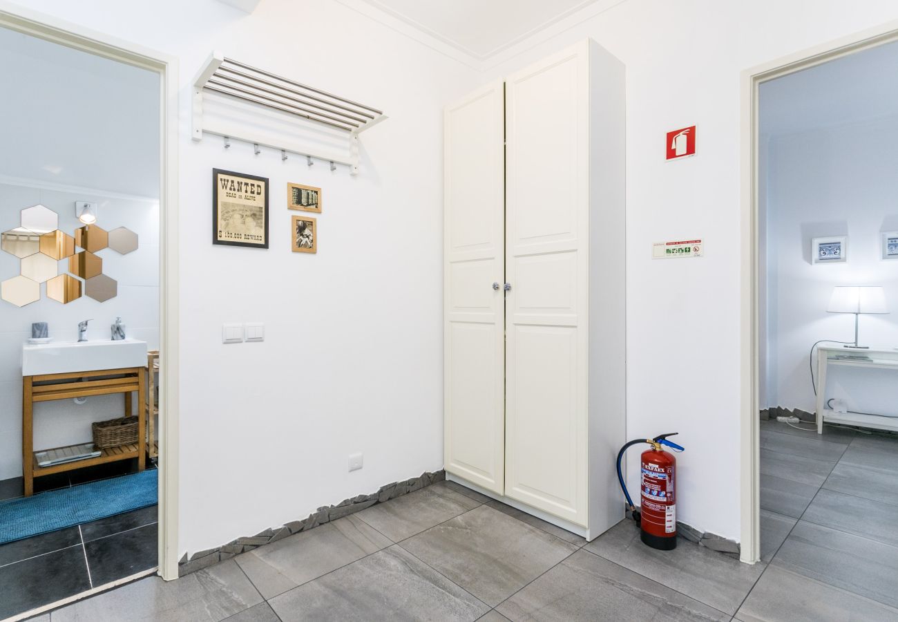 Apartment in Lisbon - Santo Andre Terrace