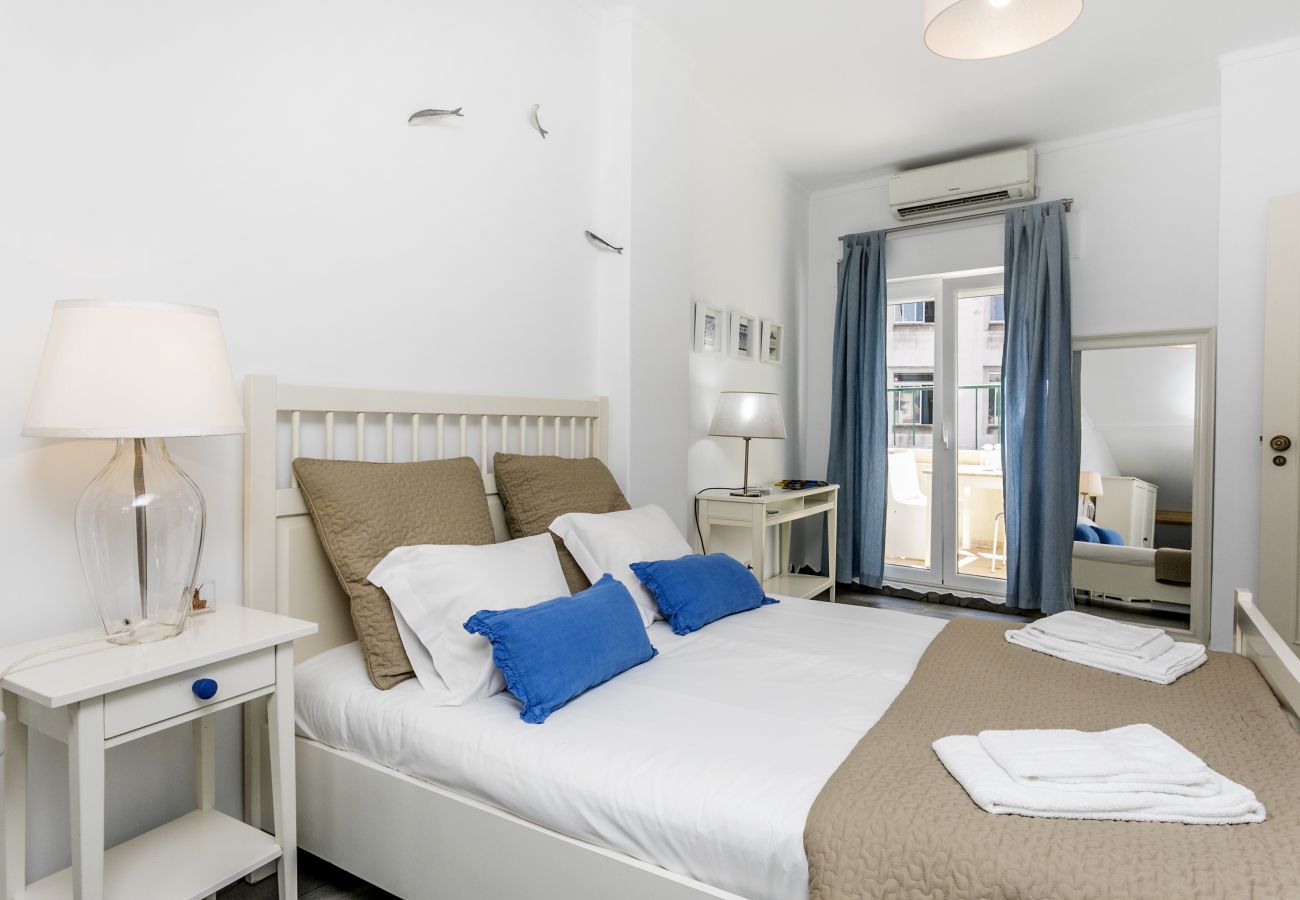 Apartment in Lisbon - Santo Andre Terrace