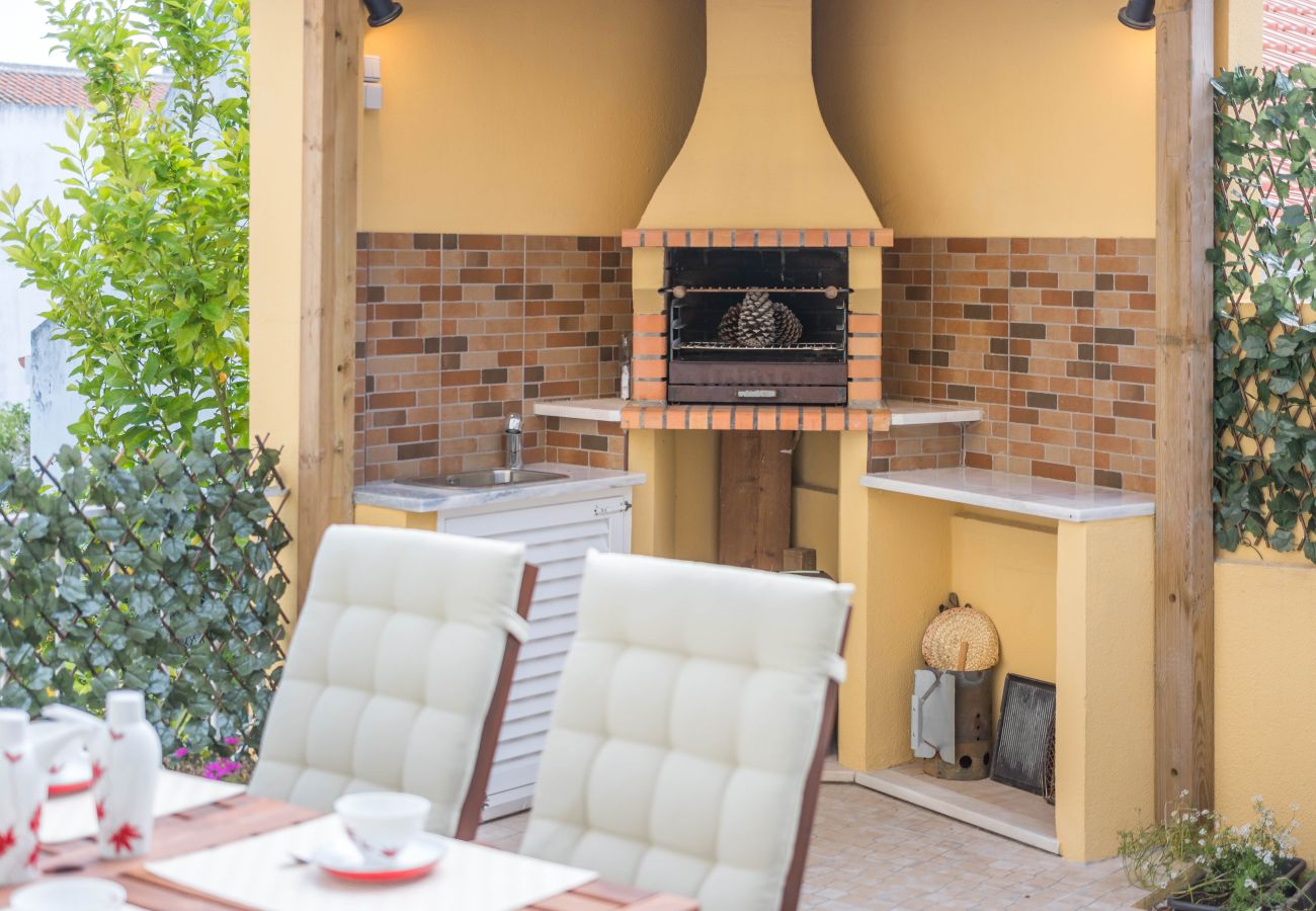 Apartment in Estoril - Santa Catarina Terrace